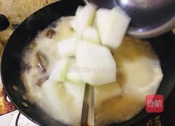 野生鲫鱼冬瓜汤的做法图解6