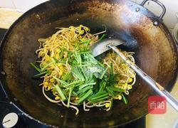 黄豆芽炒过油牛肉丝的做法图解9