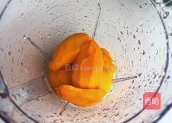 芒果冰淇淋的做法图解2
