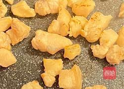 鲜甜美味的茭白炒肉的做法图解3