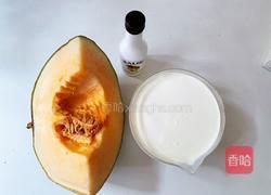 蜜瓜椰椰咖啡甜酒的做法图解1