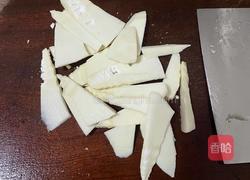 竹笋花蛤汤的做法图解2