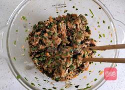 韭菜鲜肉馄饨的做法图解4