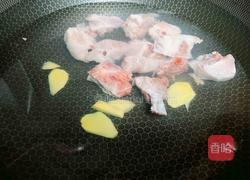 饭豆莲藕排骨汤的做法图解1