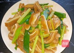 芹菜炒猪耳朵的做法图解9