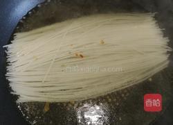 肉沫煎蛋米粉的做法图解6