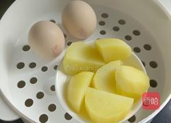 三文鱼土豆沙拉鸡蛋杯的做法图解6