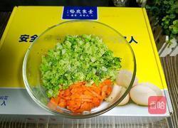 蔬菜鸡蛋饼的做法图解3