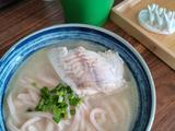 暖心鱼汤面