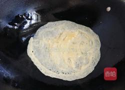 鸡蛋鱼滑卷的做法图解3