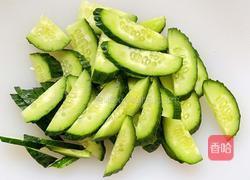 黄瓜鸡蛋汤的做法图解2