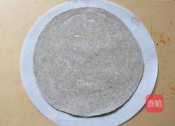 手抓饼鸡蛋披萨的做法图解3