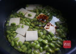 毛豆炖臭豆腐的做法图解5