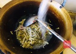 酸菜炒粉条的做法图解6