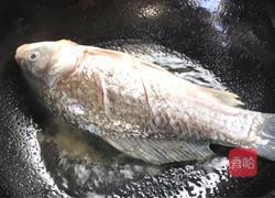 白萝卜鲫鱼汤的做法图解7