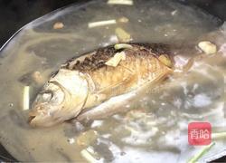 白萝卜鲫鱼汤的做法图解9