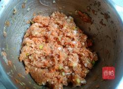 胡萝卜鲜肉馄饨的做法图解5