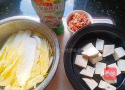 肉沫白菜豆腐煲的做法图解2