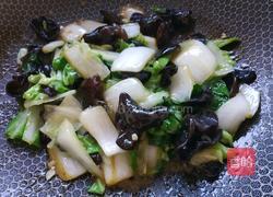 醋溜木耳白菜的做法图解11