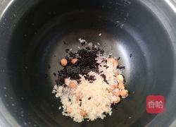 黑米花生粥的做法图解3