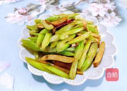 芹菜炒香干的做法图解12