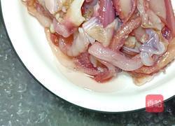 蒜黄炒鱿鱼须的做法图解6