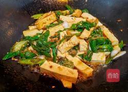 葱爆豆腐的做法图解6