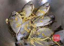 豉汁煮泥猛的做法图解1
