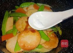 荷兰豆墨鱼饼的做法图解9