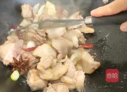 排骨炖酸菜的做法图解8