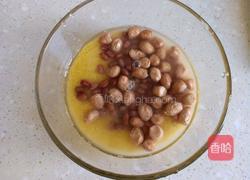 红豆花生小米粥的做法图解2