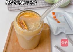 焦糖冰拿铁的做法图解4