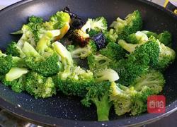 蚝油西蓝花盖浇饭的做法图解11