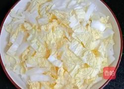 娃娃菜丸子炒饭的做法图解3