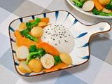 鱼丸时蔬盖饭