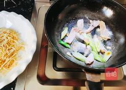 酸汤鱼片的做法图解4