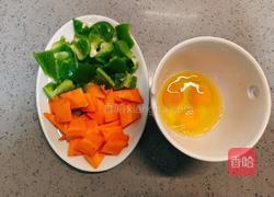 蚝油菜椒炒鸡蛋的做法图解2