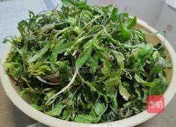 蒜泥蛋皮拌荠菜的做法图解4