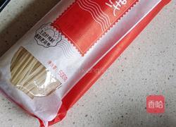 猪油米线的做法图解1