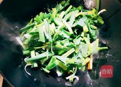 香干炒青蒜叶的做法图解5