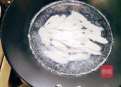轻盐山药炒木耳的做法图解2