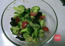 橄榄油拌西蓝花的做法图解8