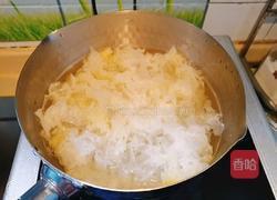凉拌木耳（奥莱奥特级初榨橄榄油）的做法图解1