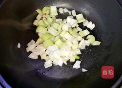 芹菜鲈鱼的做法图解5