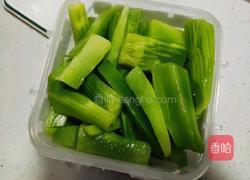 捞汁莴笋杆的做法图解4