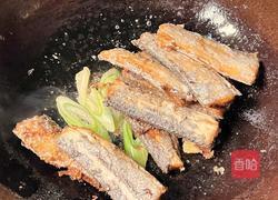 【春季养生菜】酒香烧带鱼的做法图解8