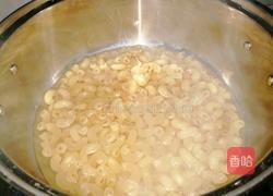 牛肉蔬菜炒通心粉的做法图解4