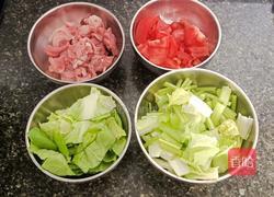 芹菜瘦肉炒面的做法图解2