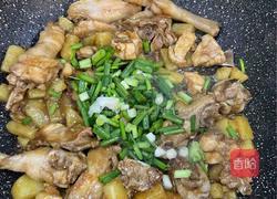 土豆炒鸡肉的做法图解11