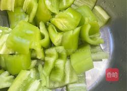 青椒炒鲜虾的做法图解2